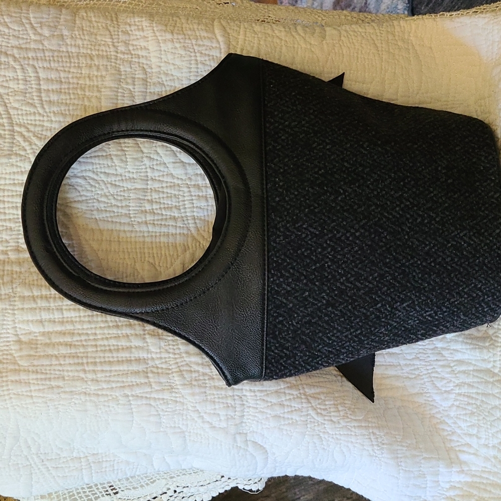 Braciana Purse - Picture 2 of 5